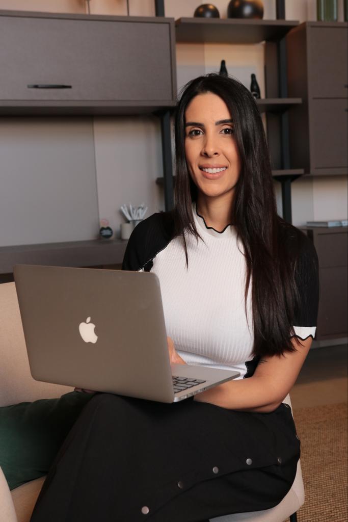Camila, Diretora Administrativa da GMAT